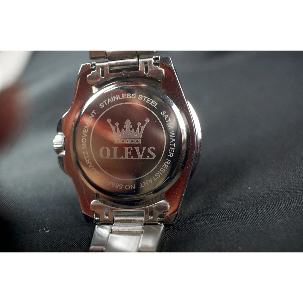 OLEVS 5885G Green Hulk Dial Quartz Watch Stainless Steel Bracelet 46mm New Batt